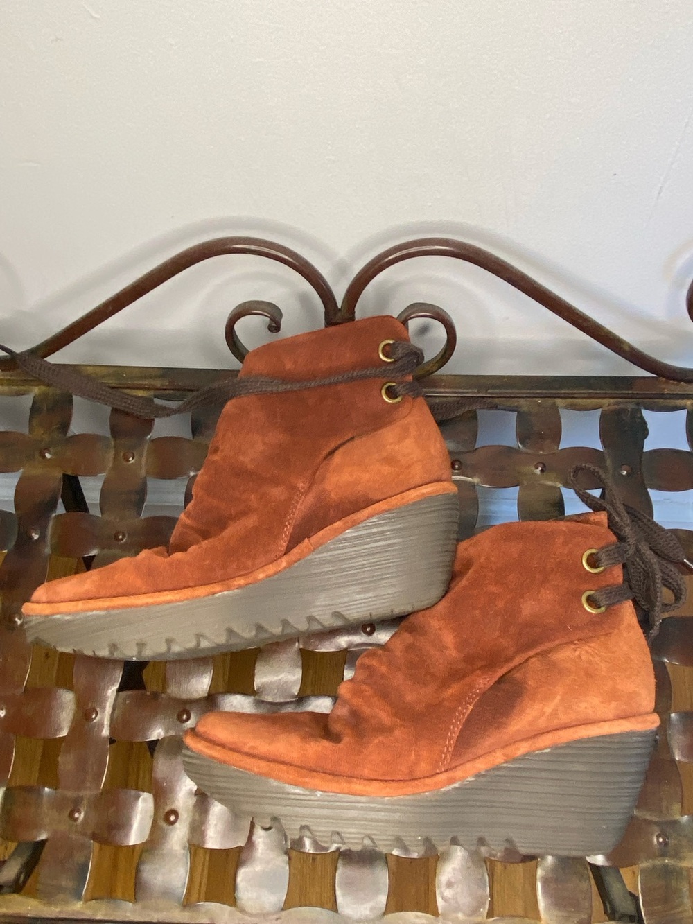 Fly London Yama ruched suede lace up ankle boots in rust - Picture 9 of 11